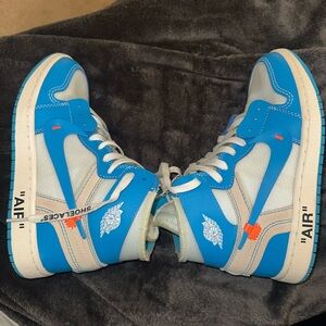 Off-White x Air Jordan 1 Retro High OG “UNC”